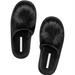 Victoria Secret Black Pom Pom Slippers M (Sz7/8)